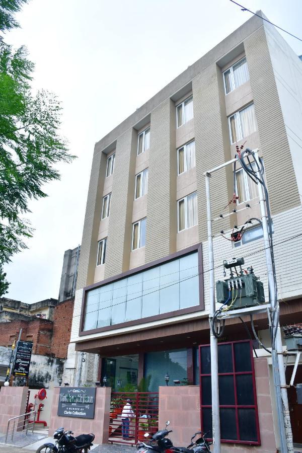Hotel Yatharth Inn Варанасі Екстер'єр фото